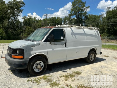 2010 Chevrolet Express 2500 Cargo Van