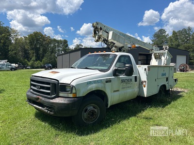 2004 Altec A200 30.6 ft on 2004 Ford F-350 XL 4x2 Podnośnik Koszowy