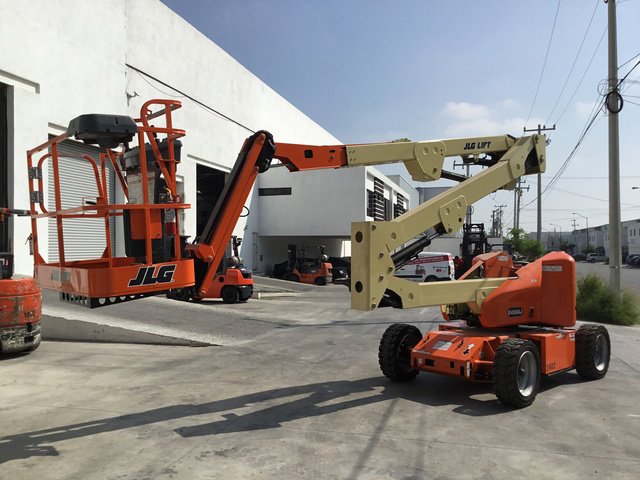 2016 JLG E450AJ Electric Articulating Boom Lift