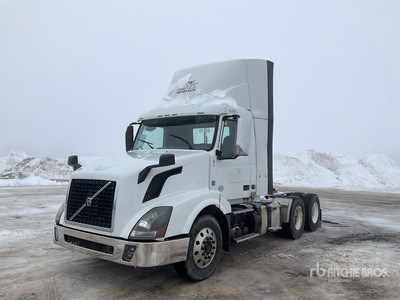 2014 Volvo VNL 6x4 T/A Day Cab Truck Tractor