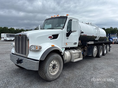 2019 Curry Vac 4200 on 2020 Peterbilt 567 10x4 Vacuum Tanker Truck