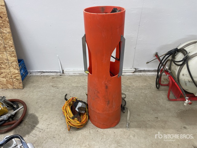Never Spill Spout (Inoperable) | Ritchie Bros. Auctioneers