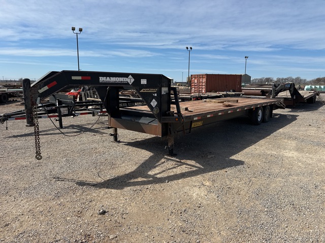 2015 Diamond T 30 ft T/A Gooseneck Equipment Trailer 2015 Diamond T 30 ft T/A Gooseneck Equipment Trailer