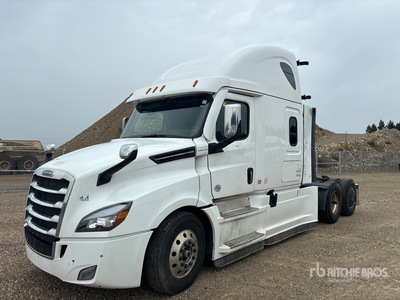 2022 Freightliner Cascadia 126 6x4 T/A Slaapcabine Trekker