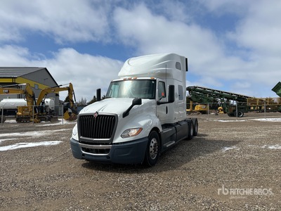 2019 International LT625 6x4 T/A Sleeper Truck Tractor