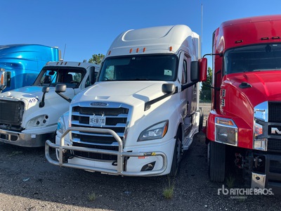 2020 Freightliner Cascadia 126 6x4 Sleeper Truck Tractor (Inoperable)