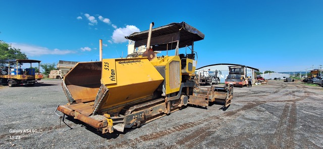 2003 Ingersoll Rand ABG Titan 525 Track Asphalt Paver