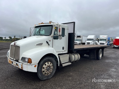2007 Kenworth T-300 4x2 Pritsche-Lkw