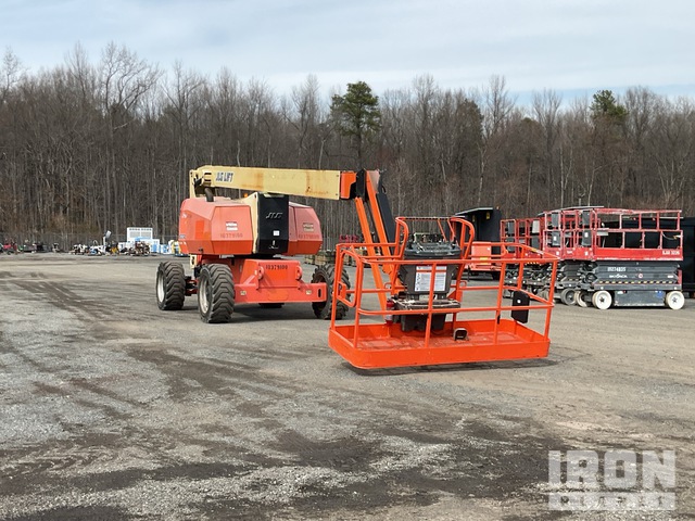 ELEVADOR ARTICULADO 2015 JLG 4WD 800AJ