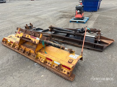 Hydraulic 10 ft Underbody Scraper Blade Divers - Équipement de déneigement