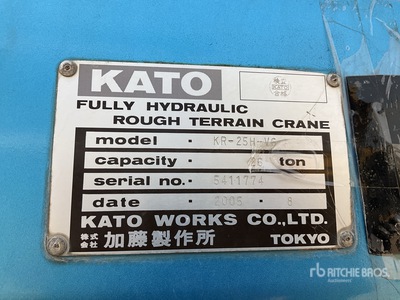 2005 Kato KR25 25 ton 4x4x4 Grúa todoterreno