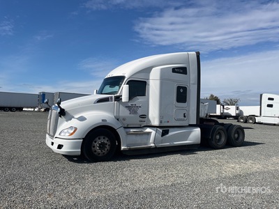 2022 Kenworth T680 6x4 T/A Sleeper Truck Tractor