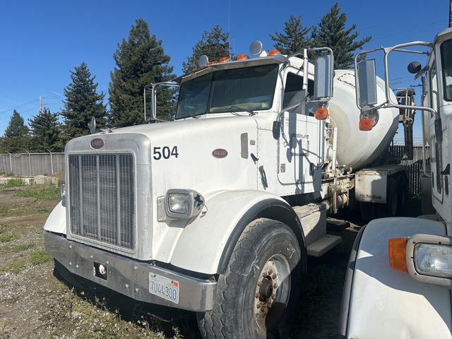 2006 Peterbilt 357 8x4 Mixer Truck (Inoperable) 2006 Peterbilt 357 8x4 Mixer Truck (Inoperable)