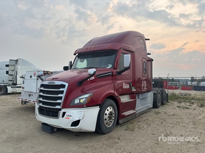 2020 Freightliner Cascadia 126 6x4 Cabeza Tractora Cabina Dormitorio (Inoperable)