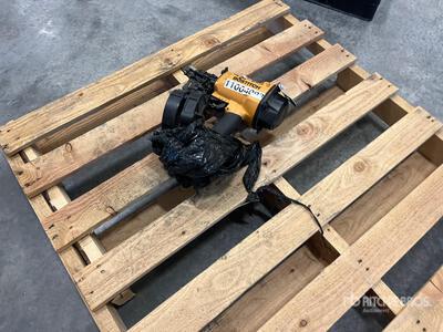 2023 Bostitch H-8726 Pneumatic Nail Gun