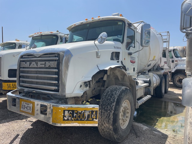 2014 Mack GU813 6x4 Mixer Truck (Inoperable) 2014 Mack GU813 6x4 Mixer Truck (Inoperable)