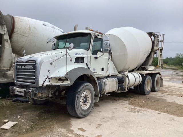 2014 Mack GU813 6x4 Mixer Truck