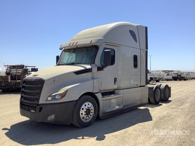 2021 Freightliner Cascadia 126 T/A Sleeper Truck Tractor