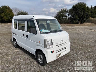 2010 年 Mazda SCRUM Minivan