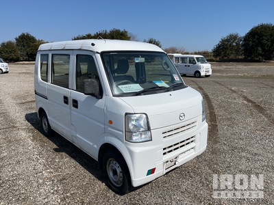 2014 年 Mazda SCRUM Automobile