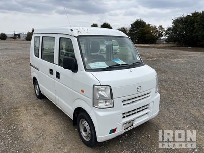 2014 年 Mazda SCRUM Minivan