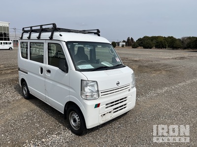 2015 年 Nissan CLIPPER Automobile