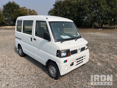 2010 年 Nissan CLIPPER Minivan