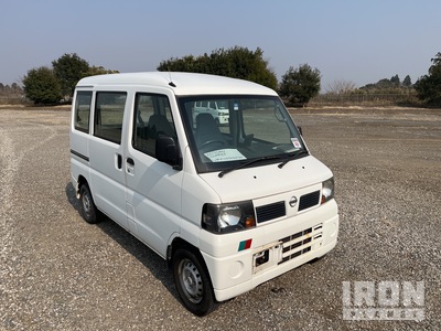 2010 年 Nissan CLIPPER Minivan