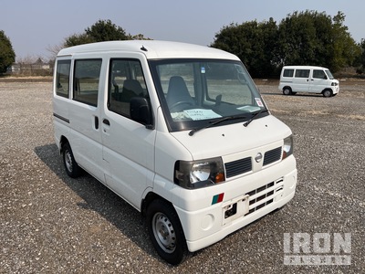 2011 年 Nissan CLIPPER Automobile