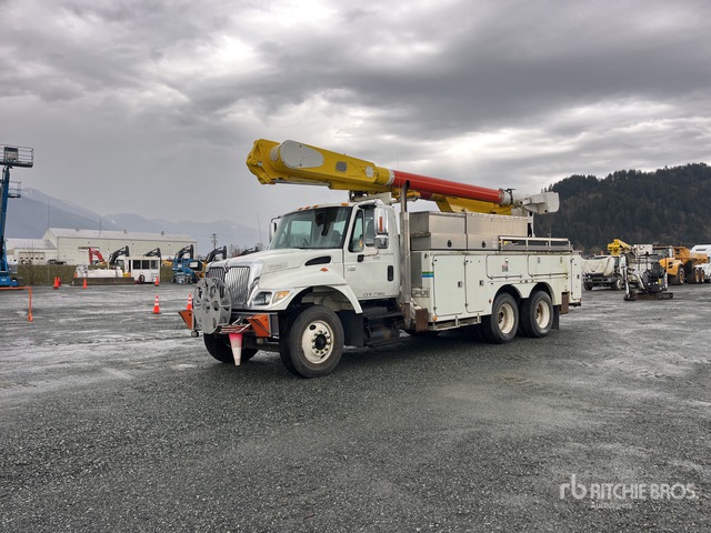 Altec AM855 55 ft on 2007 International 7500 6x4 バケツトラック | Ritchie Bros ...