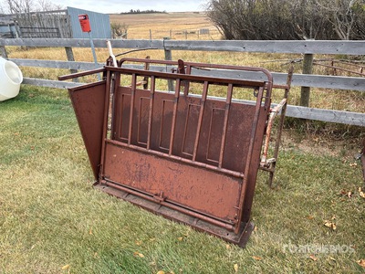 Tipping Table