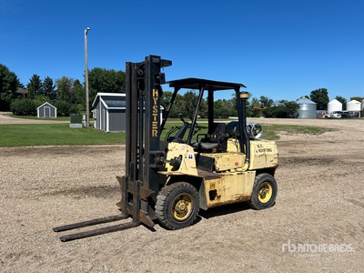 Hyster 90 9000 lb Pneumatic Tire Forklift