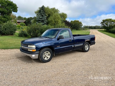 2002 Chevrolet 1500 4x2 Silverado Pickup