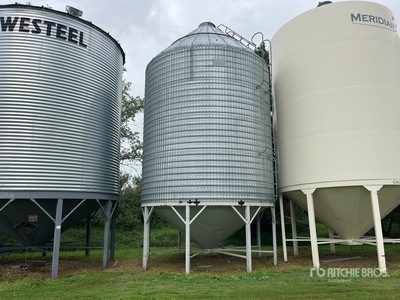 Behlen +/- 3200 bu 4 Ring Hopper Graan bak