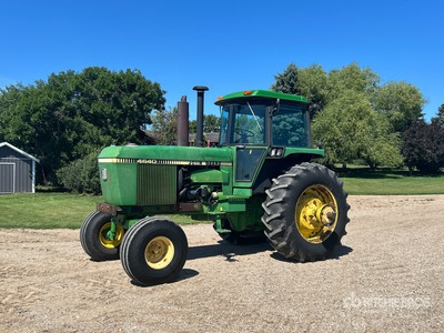 1982 John Deere 4640 Tracteur agricole 2WD