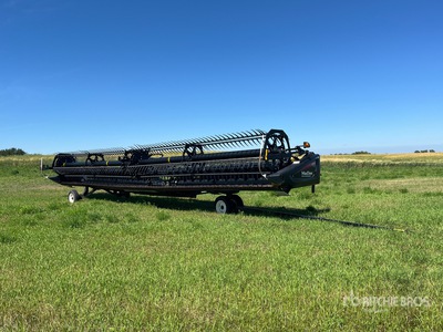 2018 MacDon FD75-D 40 ft Flex Draper Combine Header