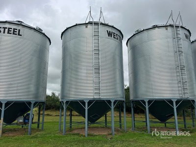 Westeel 1805 +/- 5000 bu 5 Ring Hopper Grain Bin