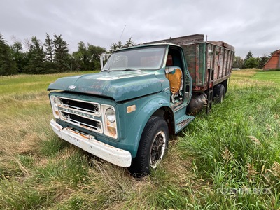 1969 Chevrolet C50 4x2 Grain Truck (Inoperable)