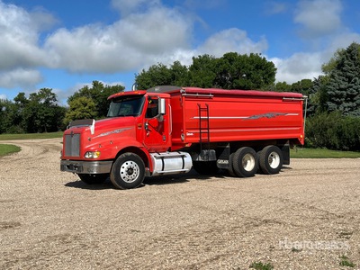 2002 International 9200i 6x4 Grain Truck