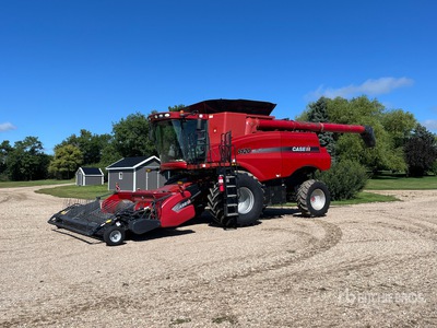 2009 Case IH 8120 حصادة مجمعة