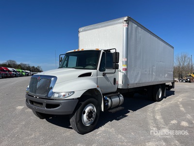 2018 International 4300 4x2 バントラック