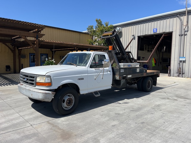 1996 Ford F Super Duty 4x2 Waste Collection Haul Truck 1996 Ford F Super Duty 4x2 Waste Collection Haul Truck