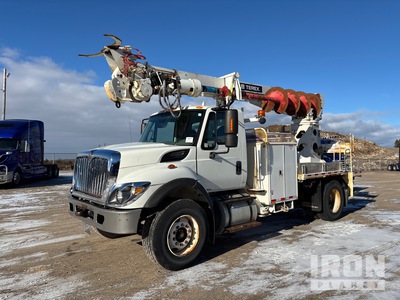 2015 Terex Commander C4047 on 2015 INTERNATIONAL 7400 SBA TranStar 4x2 Digger Derrick Truck