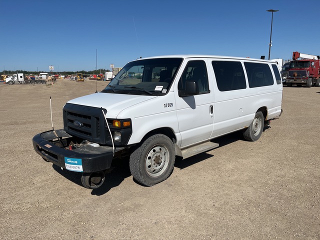 2013 Ford E-350 Super Duty XL 4x2 Passenger Van