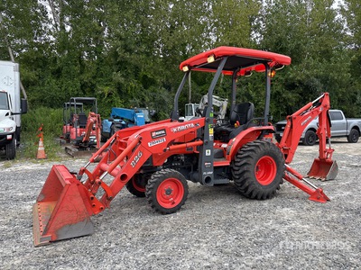 2020 Kubota B26 4WD Backhoe Tracteur agricole utilitaire