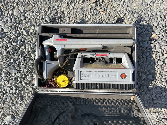 Radiodetection RD400SL/STx Cable and Pipe Locator | Ritchie Bros ...