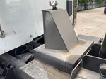 Underbody with Hydraulic Tank