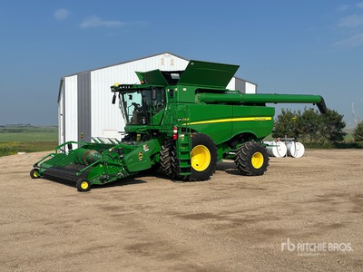 2018 John Deere S780 Combine Harvester