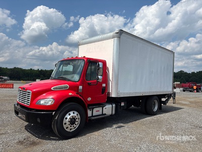 2019 Freightliner M2106 4x2 Camion fourgon