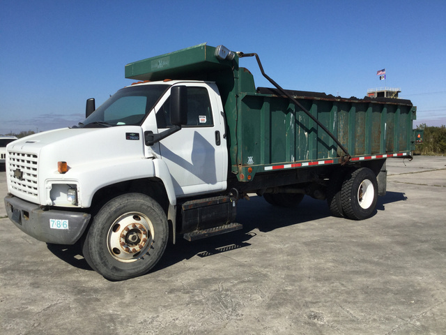 2008 Chevrolet C7500 S/A Dump Truck 2008 Chevrolet C7500 S/A Dump Truck